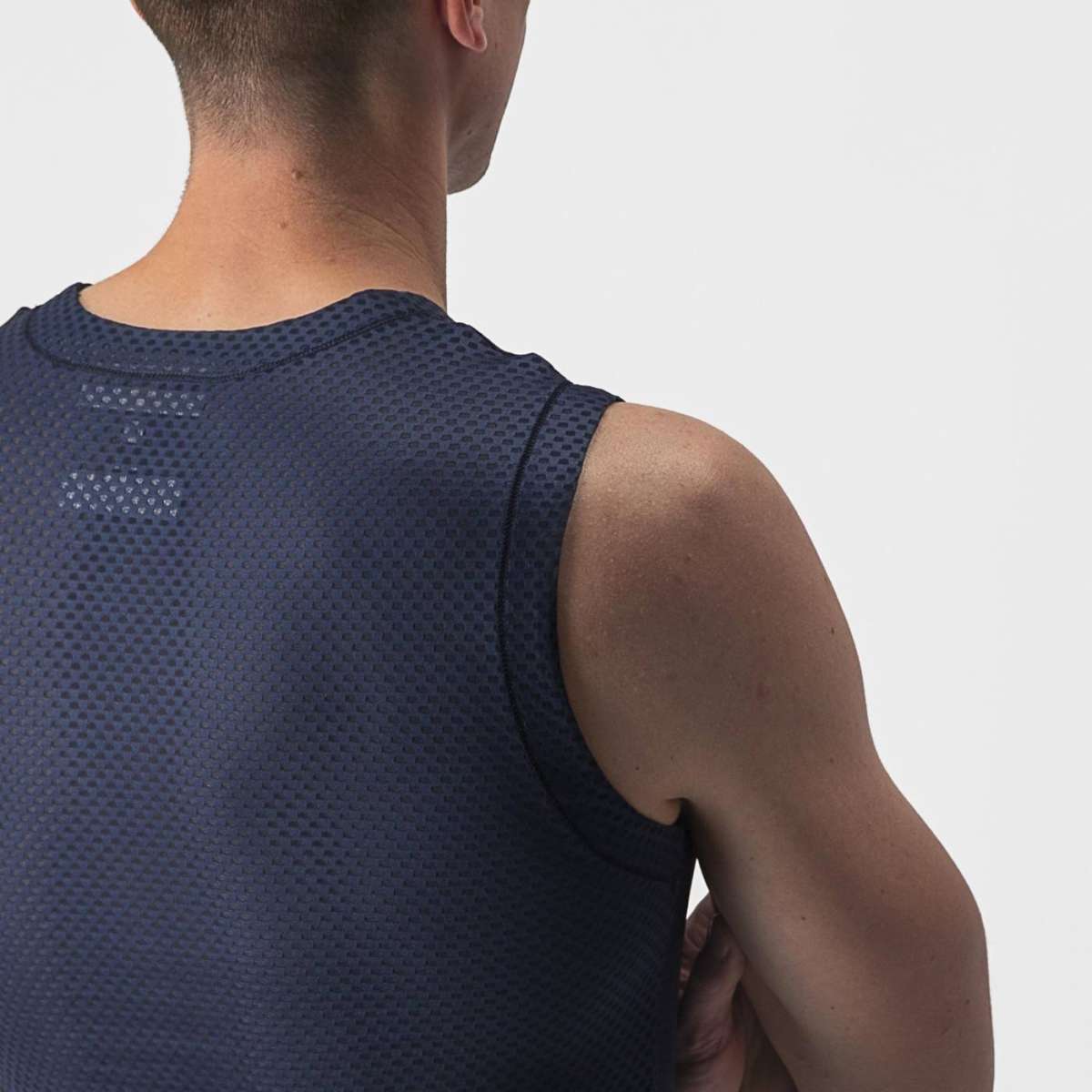 PRO MESH SLEEVELESS